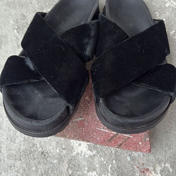 Saint Laurent velvet slides - Picture 5 of 11